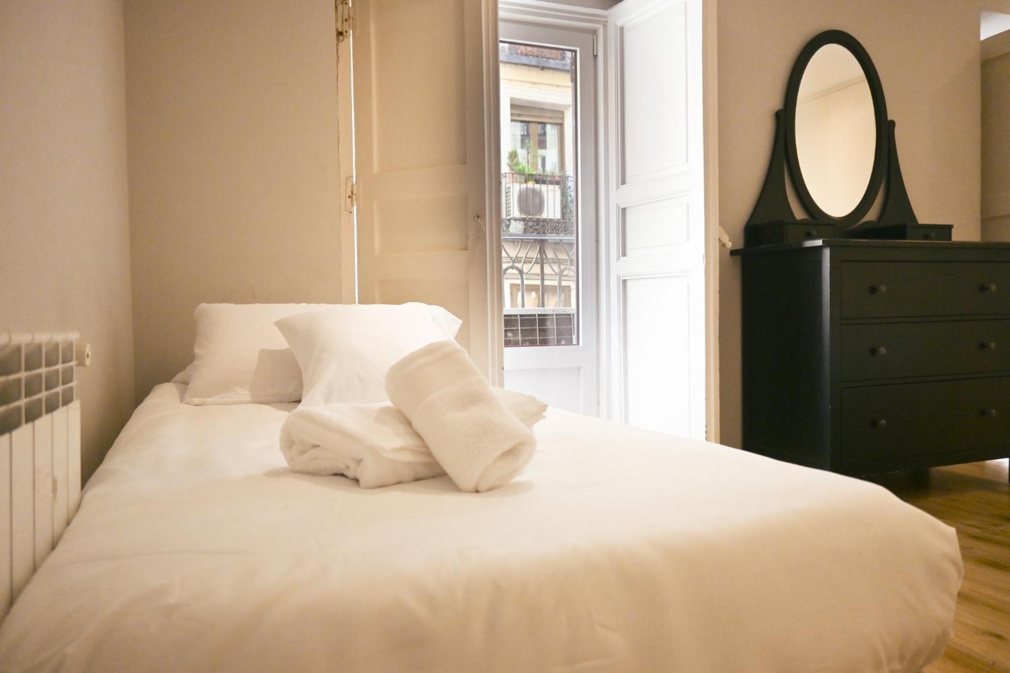 For You Rentals Apartment Temporal Madrid Cava Baja-La Latina Cab36 Exterior photo